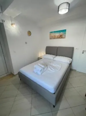 Apartment Summernest Himarë