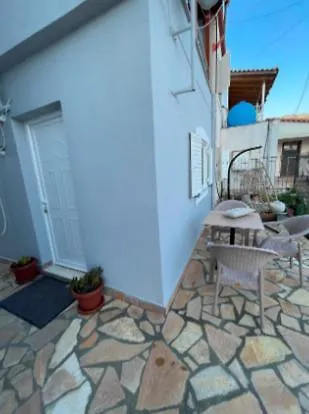 Summernest Apartment